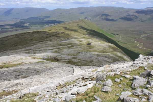 MountainViews.ie Picture about mountain Knockpasheemore (<i>Binn Charrach</i>) in area Twelve Bens, Ireland