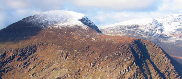MountainViews.ie Picture about mountain Broaghnabinnia (<i>Bruach na Binne</i>) in area Dunkerron Mountains, Ireland