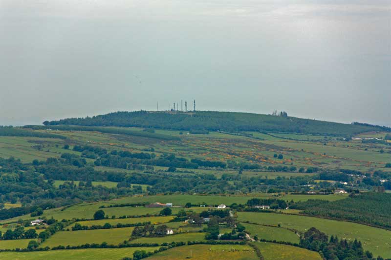 MountainViews.ie Picture about mountain Saggart Hill (<i>Cnoc Theach Sagard</i>) in area Dublin, Ireland