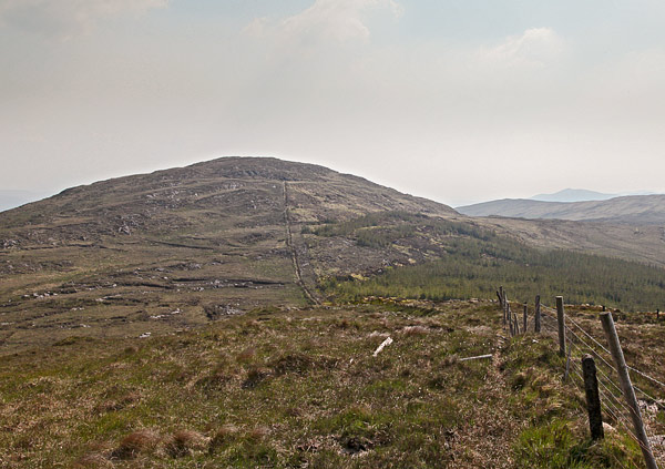 MountainViews.ie Picture about mountain Knockanaskill (<i>Cnoc na nEascal</i>) in area Dunkerron Mountains, Ireland