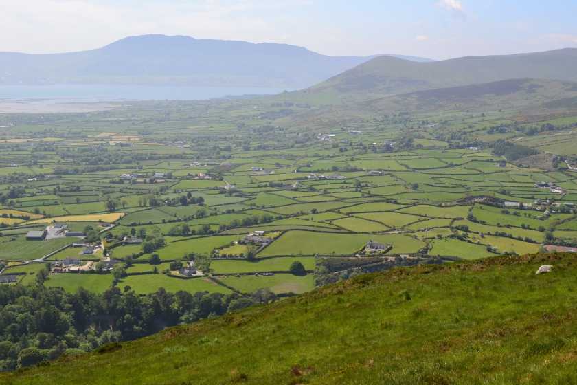 MountainViews.ie Picture about mountain Knockchree (<i>Cnoc Croidh</i>) in area Mourne Mountains, Ireland