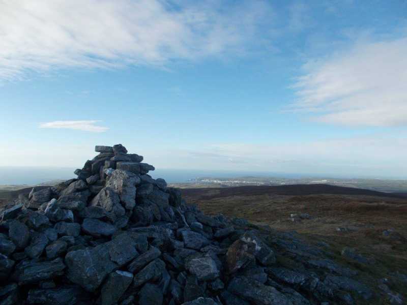 MountainViews.ie Picture about mountain Carn Gerjoil  in area Isle of Man, Ireland
