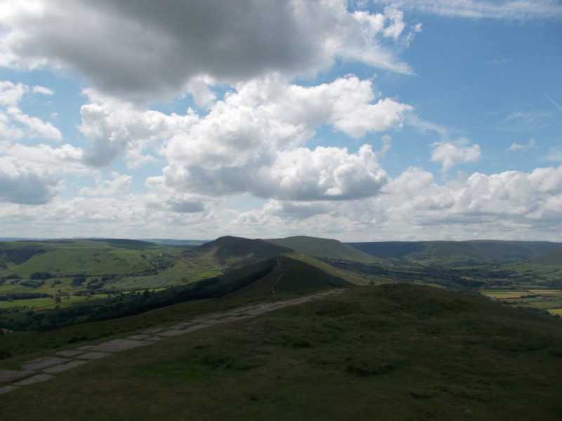 MountainViews.ie Picture about mountain Lose Hill  in area Lancashire, Cheshire & the Southern Pennines, Ireland