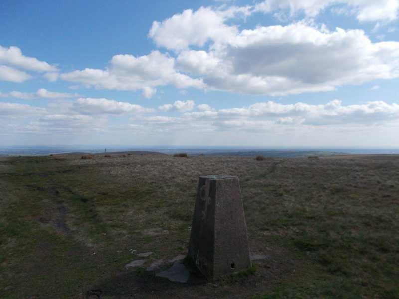 MountainViews.ie Picture about mountain Bull Hill  in area Lancashire, Cheshire & the Southern Pennines, Ireland