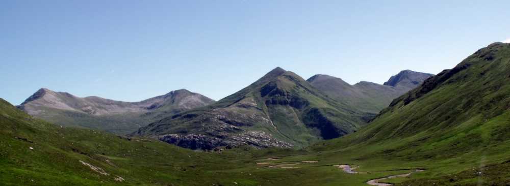MountainViews.ie Picture about mountain An Gearanach  in area Fort William to Loch Treig and Loch Leven, Ireland