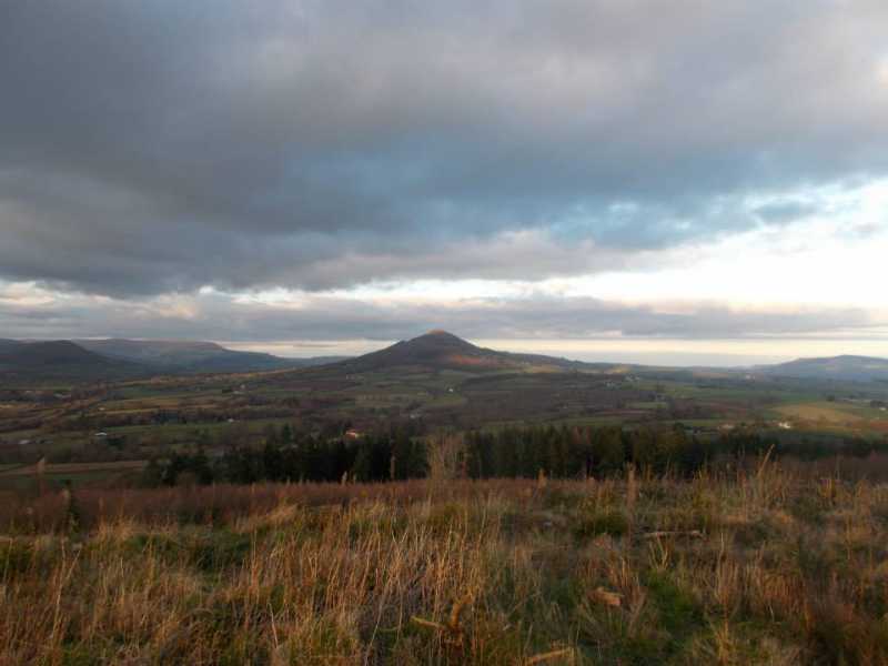 MountainViews.ie Picture about mountain Ysgyryd Fach  in area Llandovery to Monmouth, Ireland