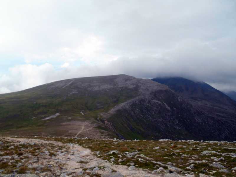 MountainViews.ie Picture about mountain Stob Coire an t-Saighdeir  in area Cairngorms, Ireland