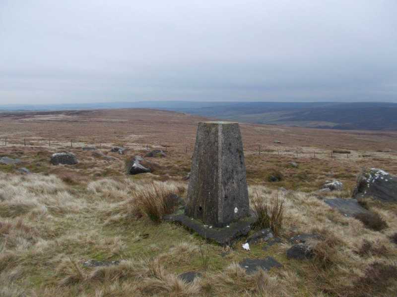 MountainViews.ie Picture about mountain Little Wolf Stones  in area Lancashire, Cheshire & the Southern Pennines, Ireland