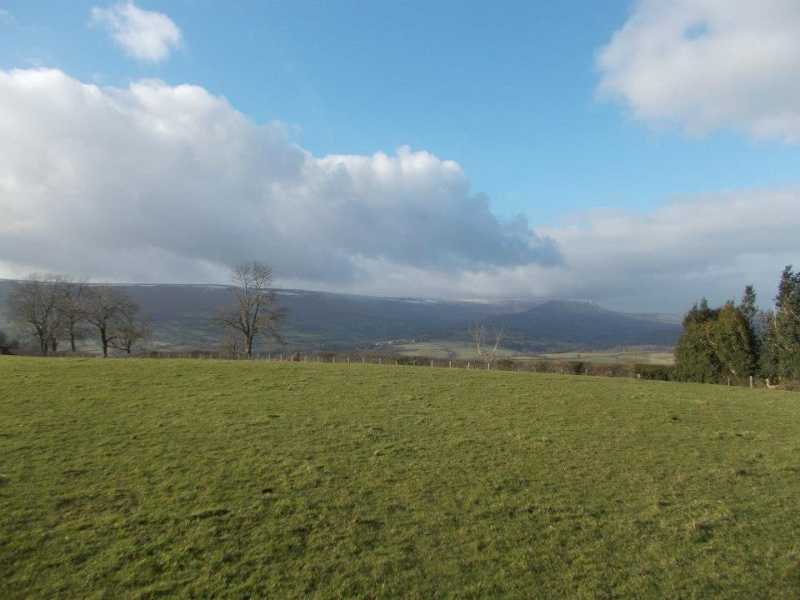 MountainViews.ie Picture about mountain Mynydd Ferddin  in area West Gloucestershire, Hereford & Worcester, Ireland